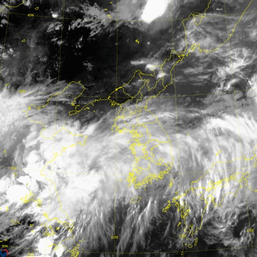 2020년 07월 22일 18시 50분의 한반도적외선영상 사진입니다.